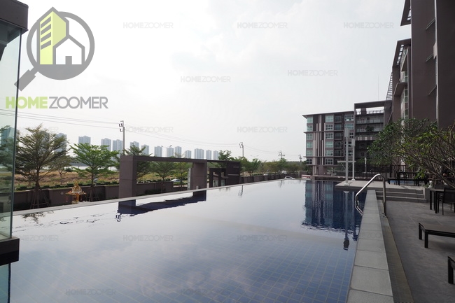 DoubleLake Condominium Muang Thong Thani