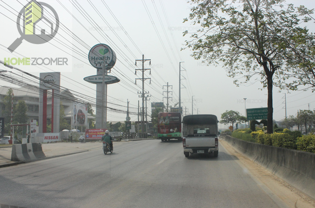 Serrano Condominium (เซอราโน่ คอนโดมิเนียม)