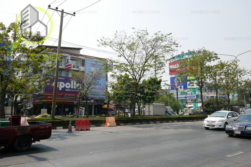 Lumpini Park Phetkasem 98 Phase 2