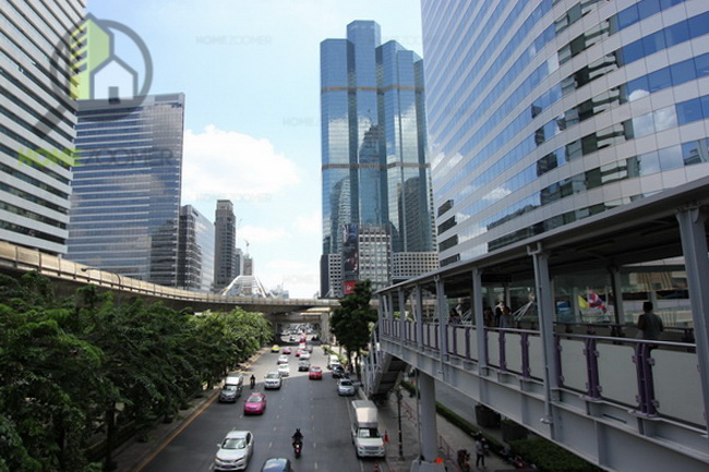 Ashton Silom 