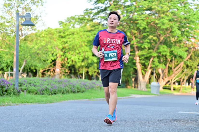 “ออริจิ้น” รณรงค์ลดขยะใส่ใจสิ่งแวดล้อม งานวิ่งรักษ์โลก "Origin Save The World Run 2023" นักวิ่งล้นสวนหลวง ร.9 กว่า 2,000 คน สมทบทุนมูลนิธิรามาธิบดี 100,000 บาท